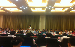 山东中煤工矿集团参加济宁市人民政府、深圳市创新总裁俱乐部经济合作洽谈会暨战略合作协议签约仪式