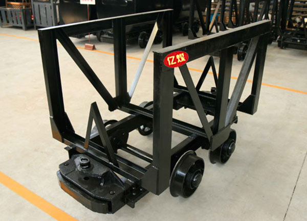 MLC3-6材料车