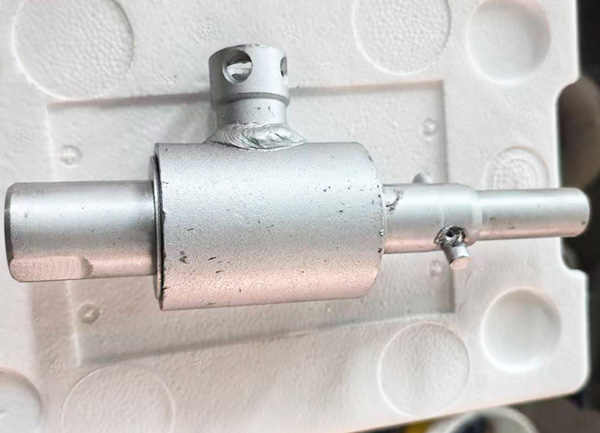 注水器