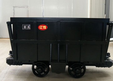 矿车