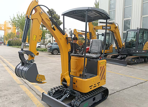 12小型挖掘机