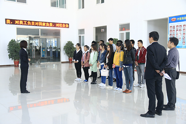 //