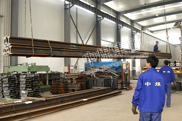 //