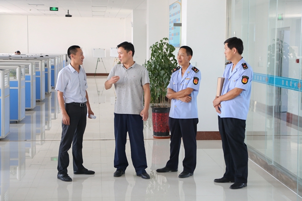 热烈欢迎济宁高新区网监科冯科长一行莅临中煤集团参观指导